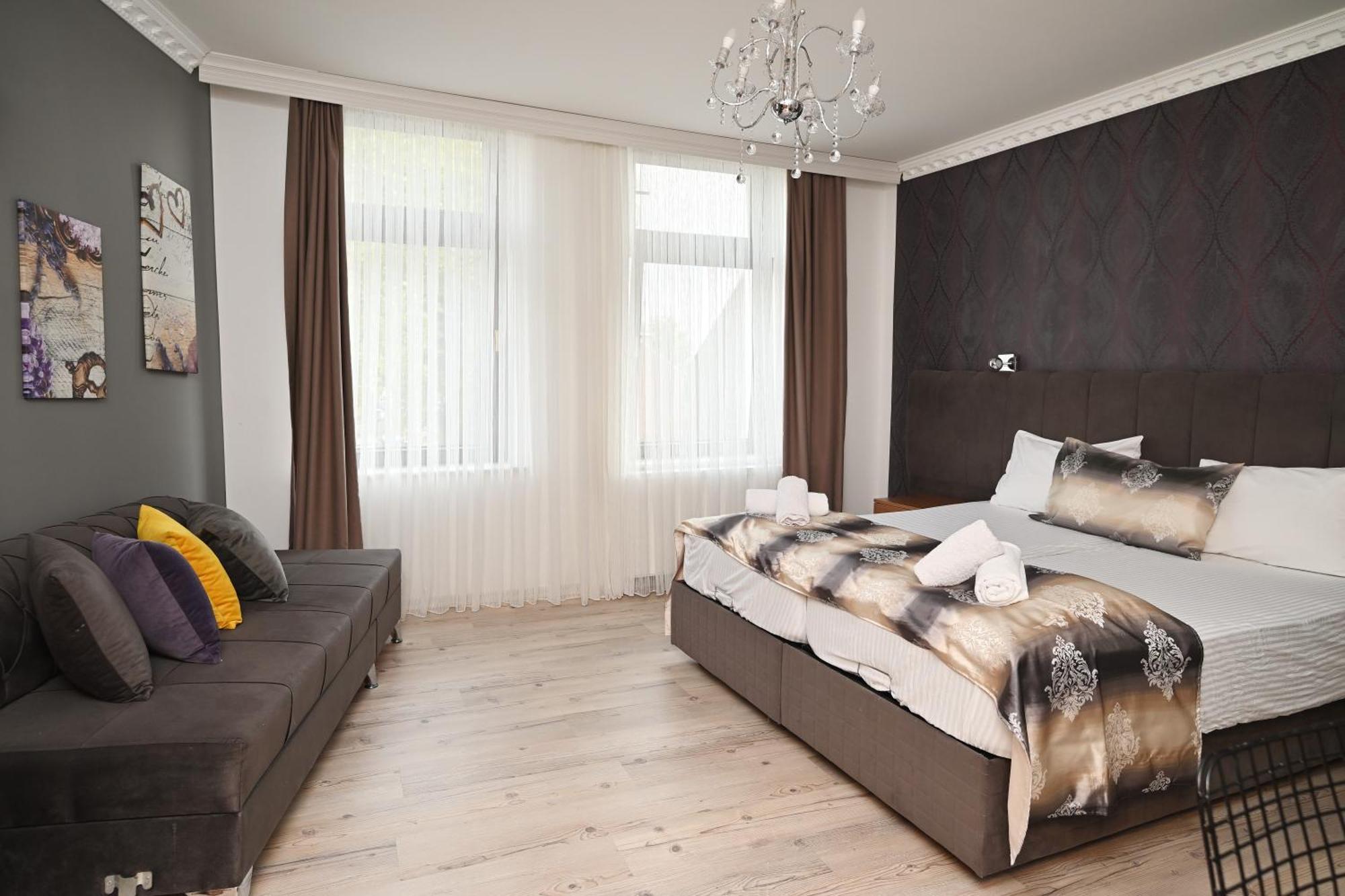 Ferienwohnung&Aparts By Kispet Group Hotels In Oberhausen Oberhausen  Exteriér fotografie