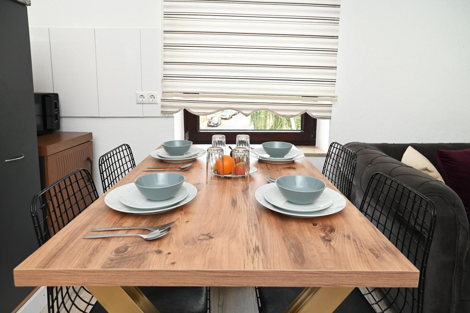 Ferienwohnung&Aparts By Kispet Group Hotels In Oberhausen Oberhausen  Exteriér fotografie